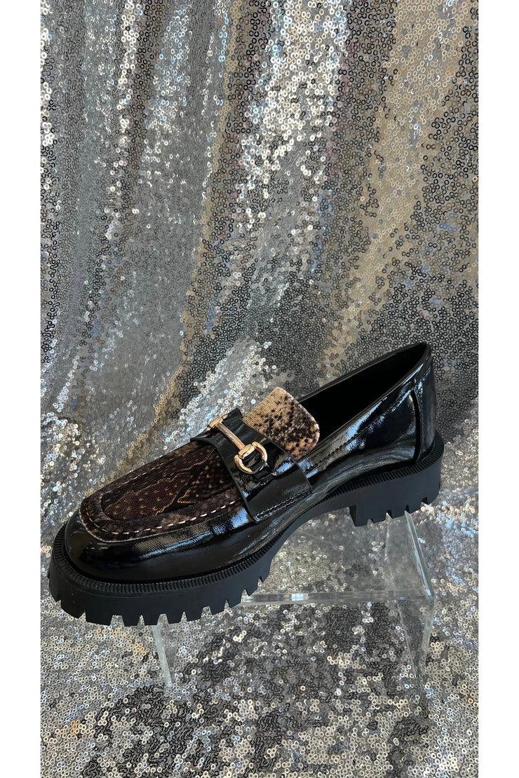 Midnight Stride Black Loafer