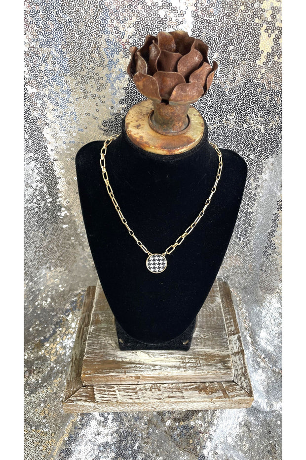 Houndstooth Pendant Necklace